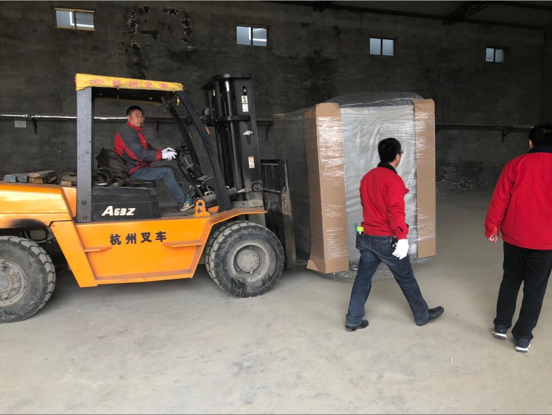 保定洗衣廠(chǎng)洗衣房設(shè)備昨日送貨完畢 保定洗衣廠(chǎng)洗衣房設(shè)備昨日送貨完畢